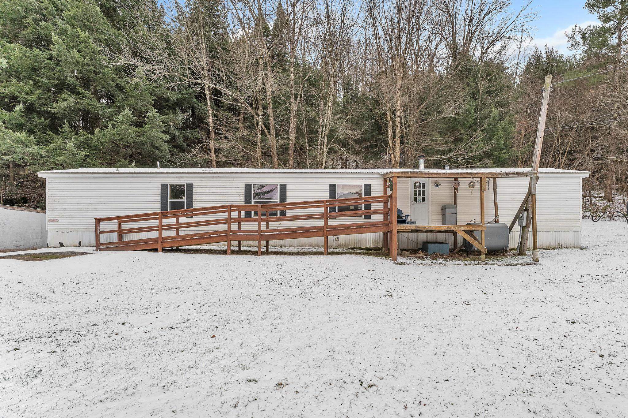 822 Duxbury Road Bolton, VT 05676 - Photo 2 of 40