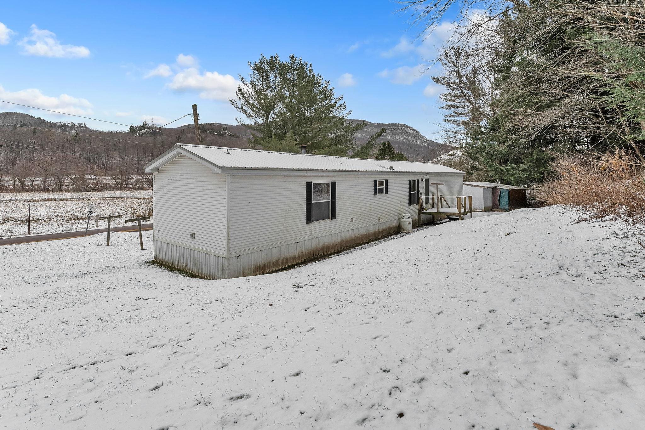 822 Duxbury Road Bolton, VT 05676 - Photo 4 of 40