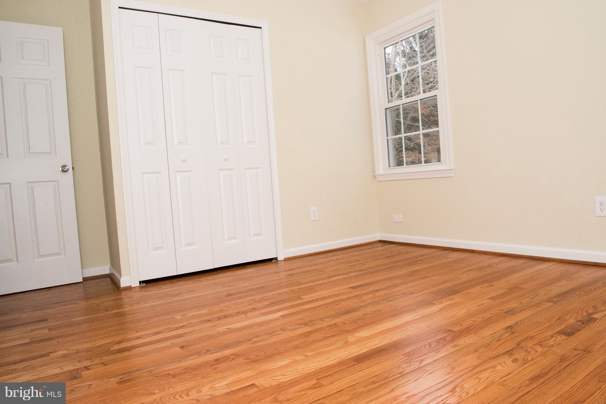 9526 Kirkfield Road Burke, VA 22015 - Photo 18 of 28 Bedroom