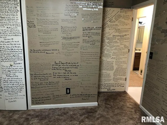 $130,000 | 17018 East Thompson Road, Opdyke, IL 62872