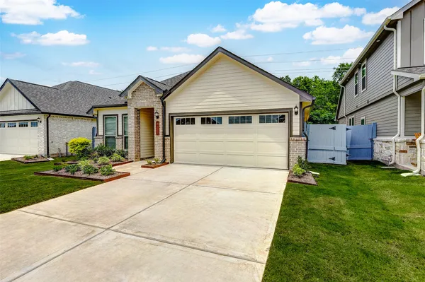 $2,375 | 8443 Red Shiner Way, Fulshear, TX 77441