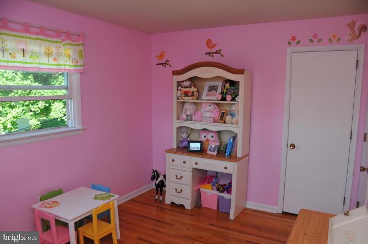1737 Pioneer Road Lancaster, PA 17602 - Photo 19 of 33 Gallery Image 19