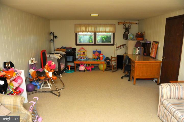 1737 Pioneer Road Lancaster, PA 17602 - Photo 23 of 33 Gallery Image 23