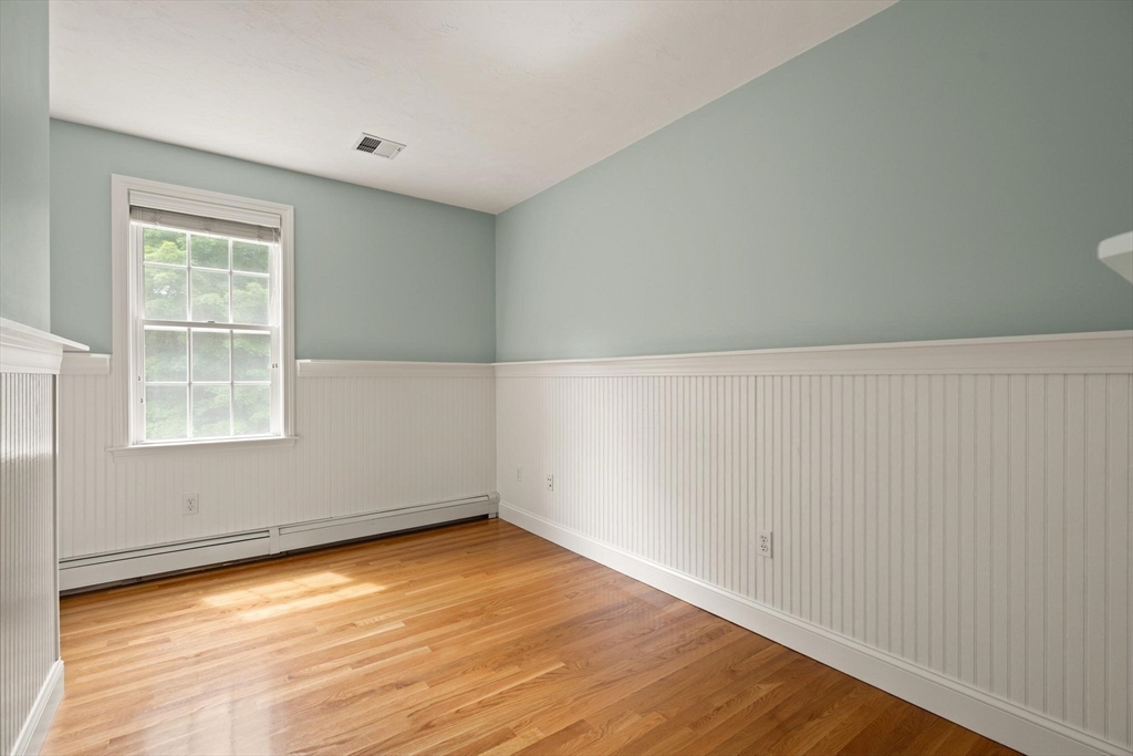5 Winchester Road Medway, MA 02053 - Photo 29 of 42