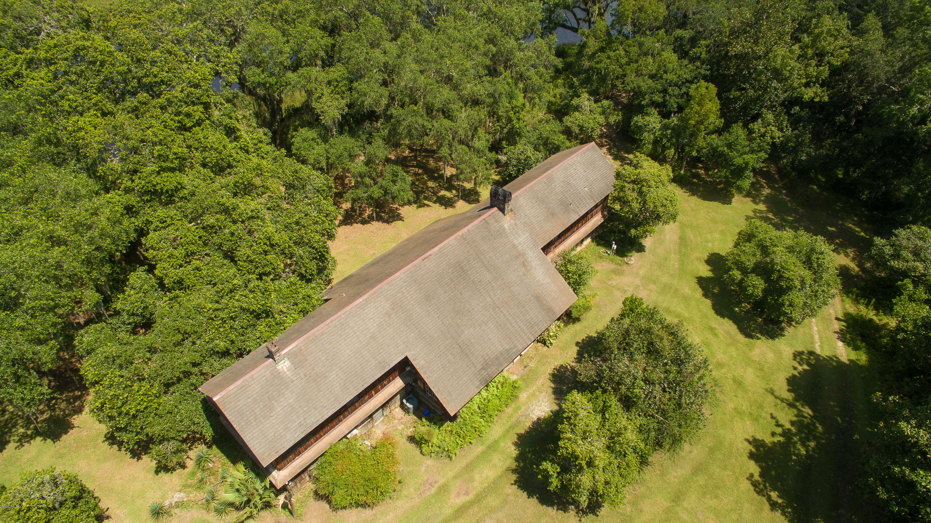 6670 Crump Road Kiln, MS 39556 - Photo 20 of 58 Hunting Lodge