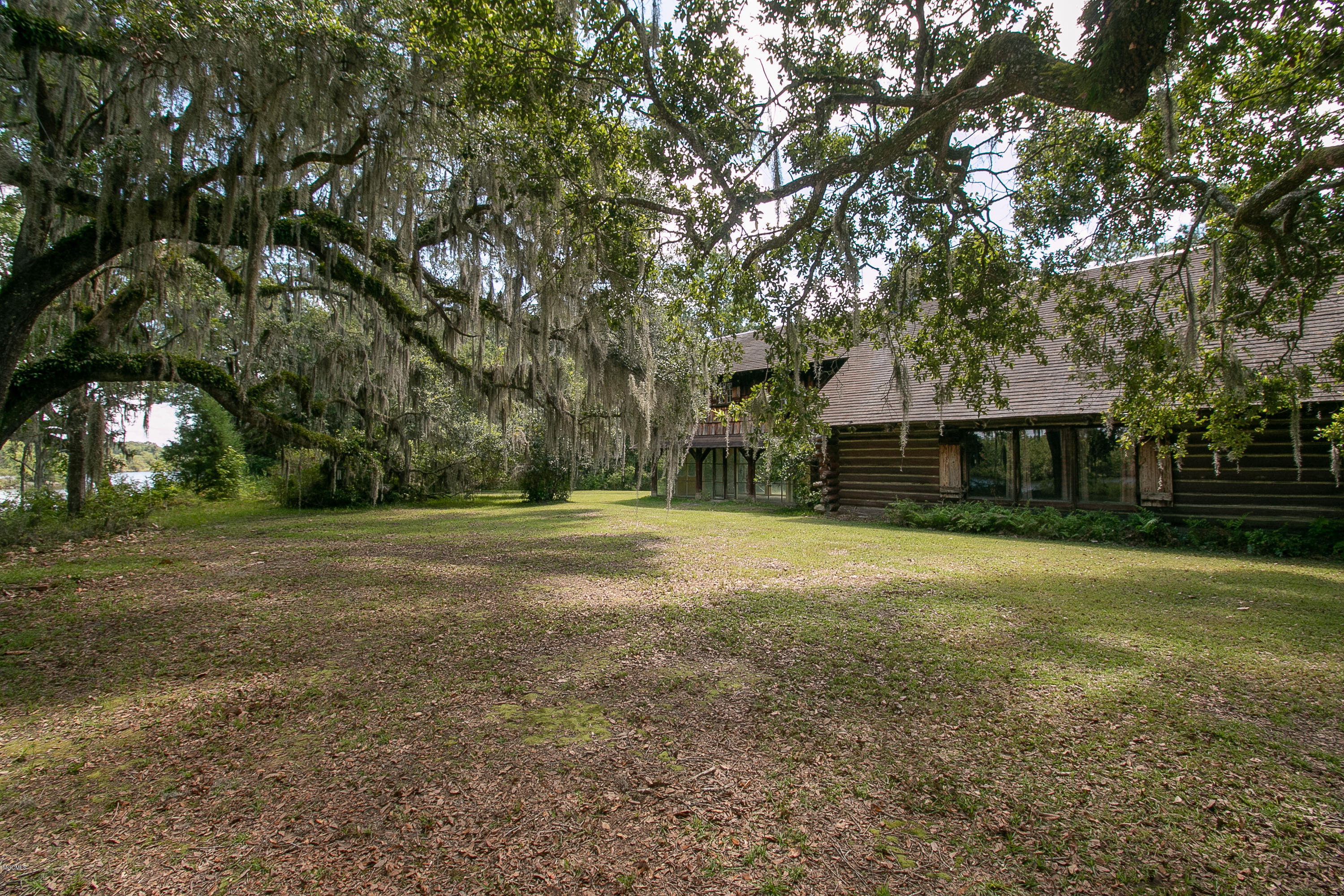 6670 Crump Road Kiln, MS 39556 - Photo 22 of 58 Hunting Lodge