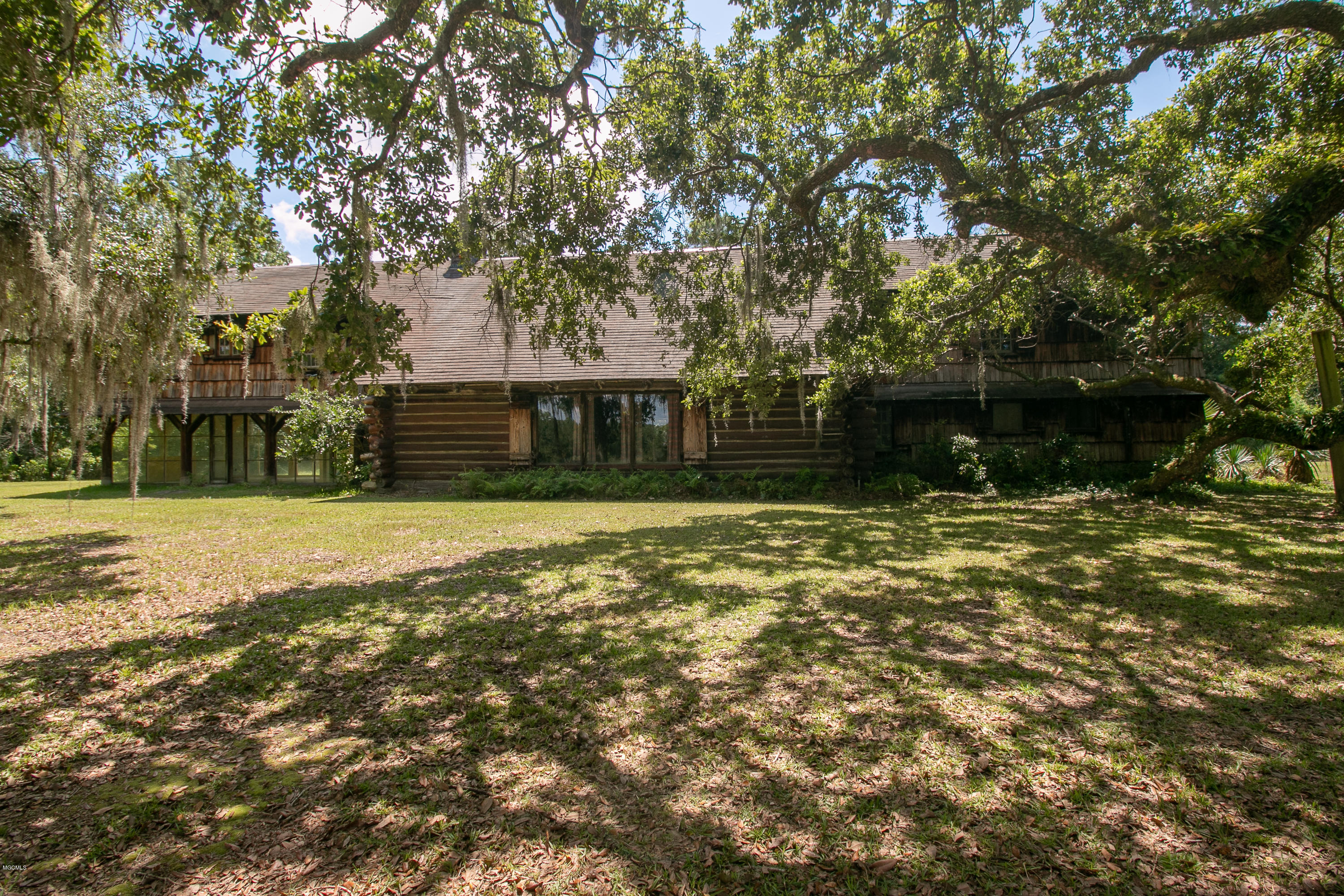 6670 Crump Road Kiln, MS 39556 - Photo 23 of 58 Hunting Lodge