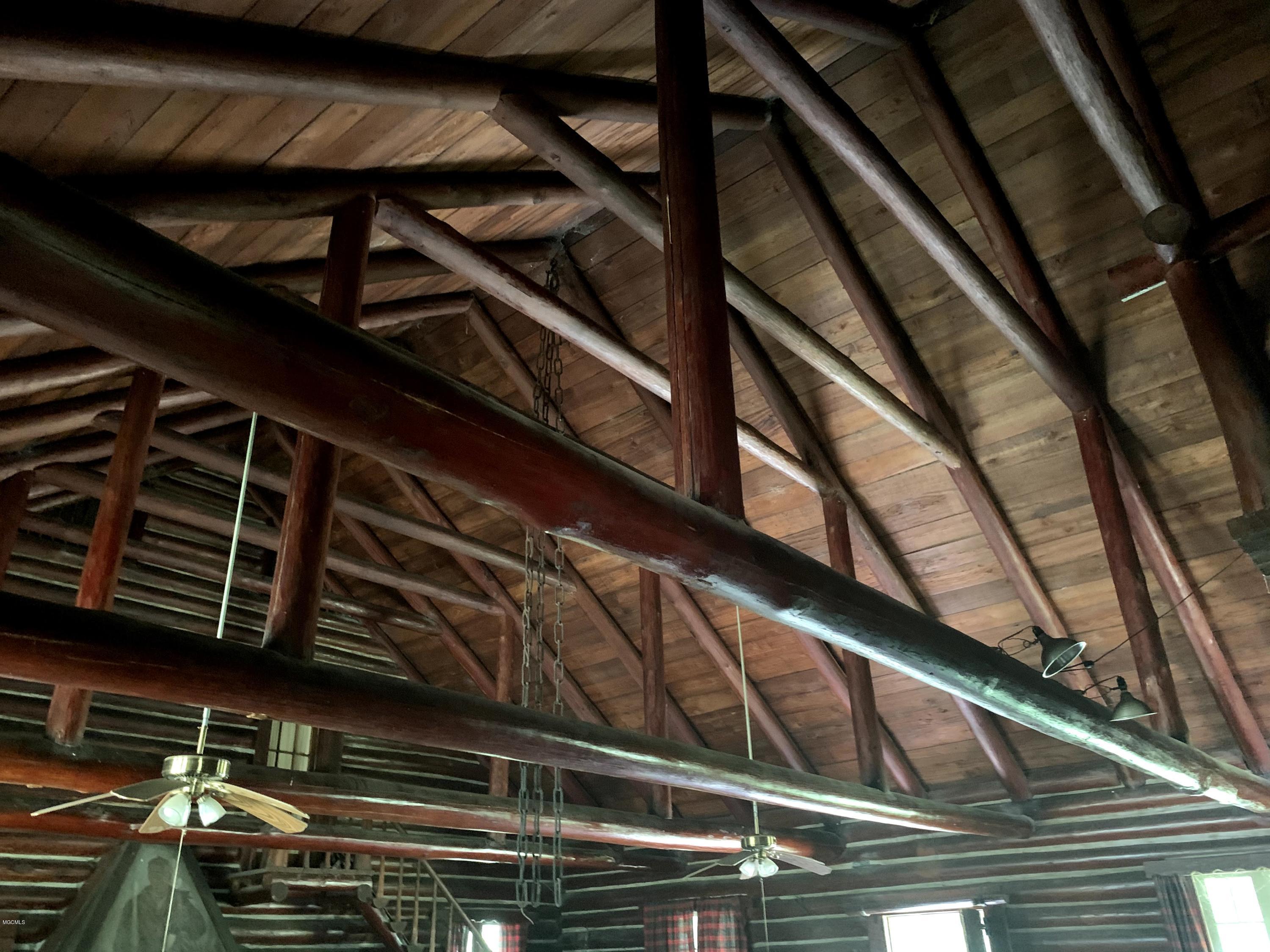 6670 Crump Road Kiln, MS 39556 - Photo 27 of 58 Lodge living room