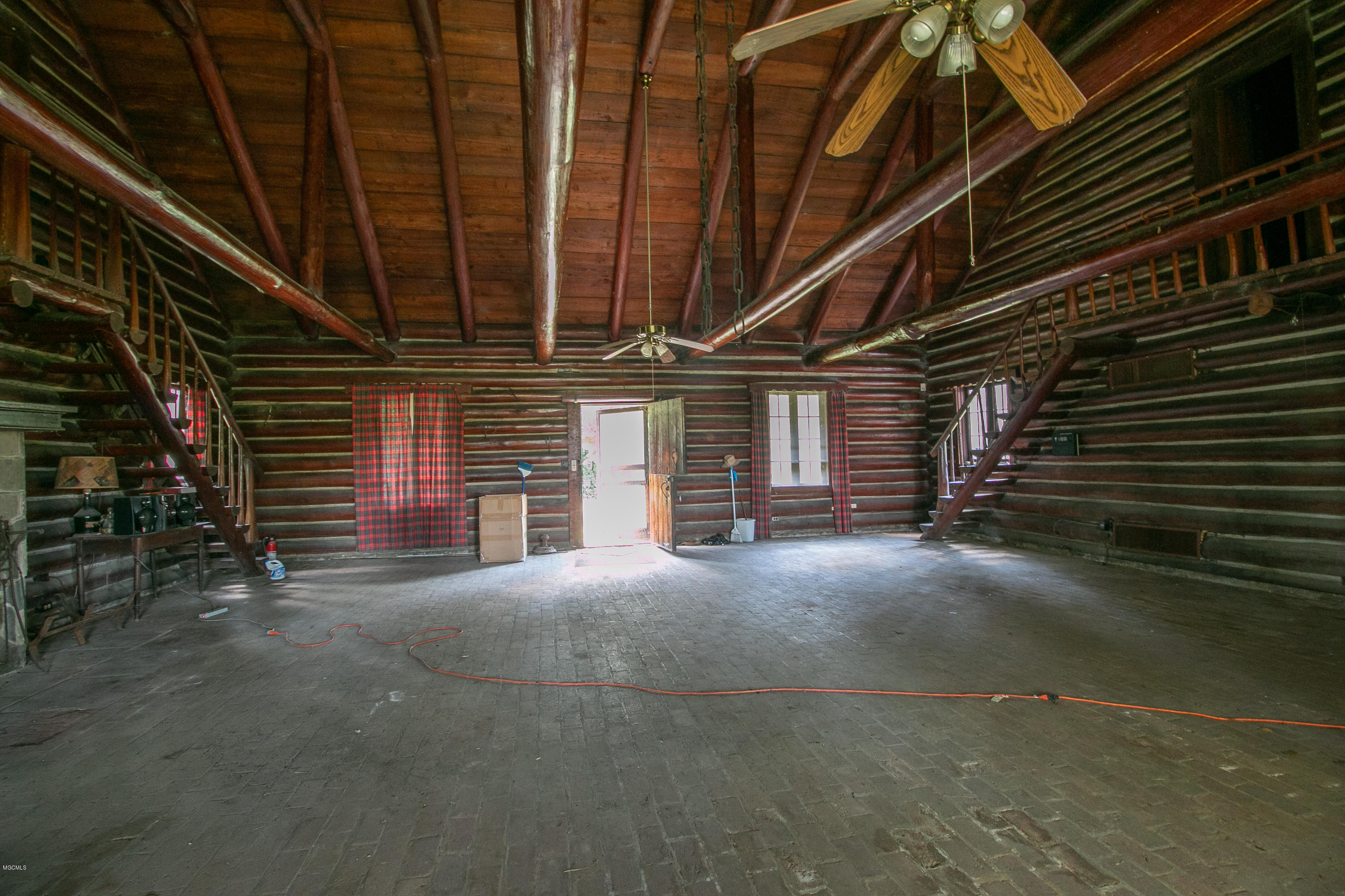 6670 Crump Road Kiln, MS 39556 - Photo 4 of 58 Lodge living room
