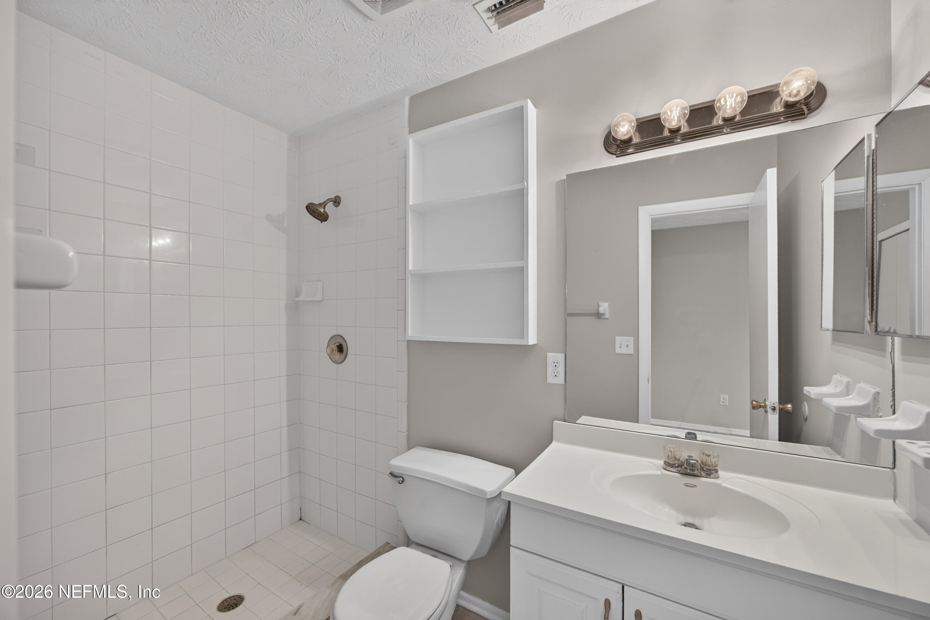 1083 Stokes Street Jacksonville, FL 32221 - Photo 16 of 31 16-Primary Bathroom