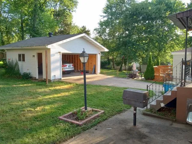 $112,000 | 9634 Tennyson Avenue, Overland, MO 63114