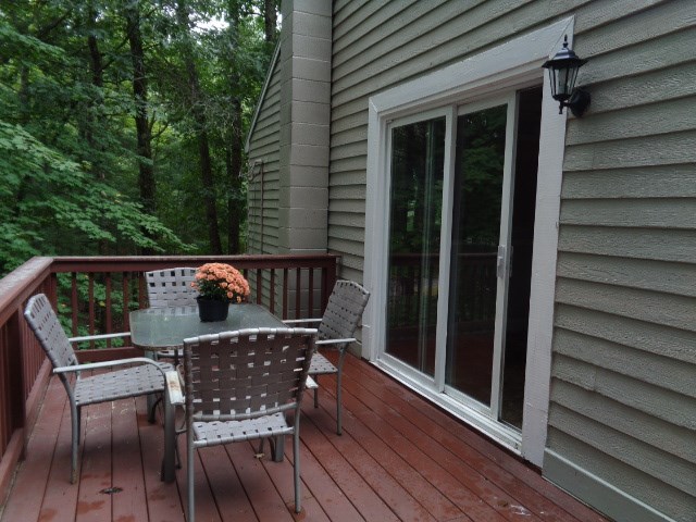 3 Colleen Road Nashua, NH 03062 - Photo 16 of 18