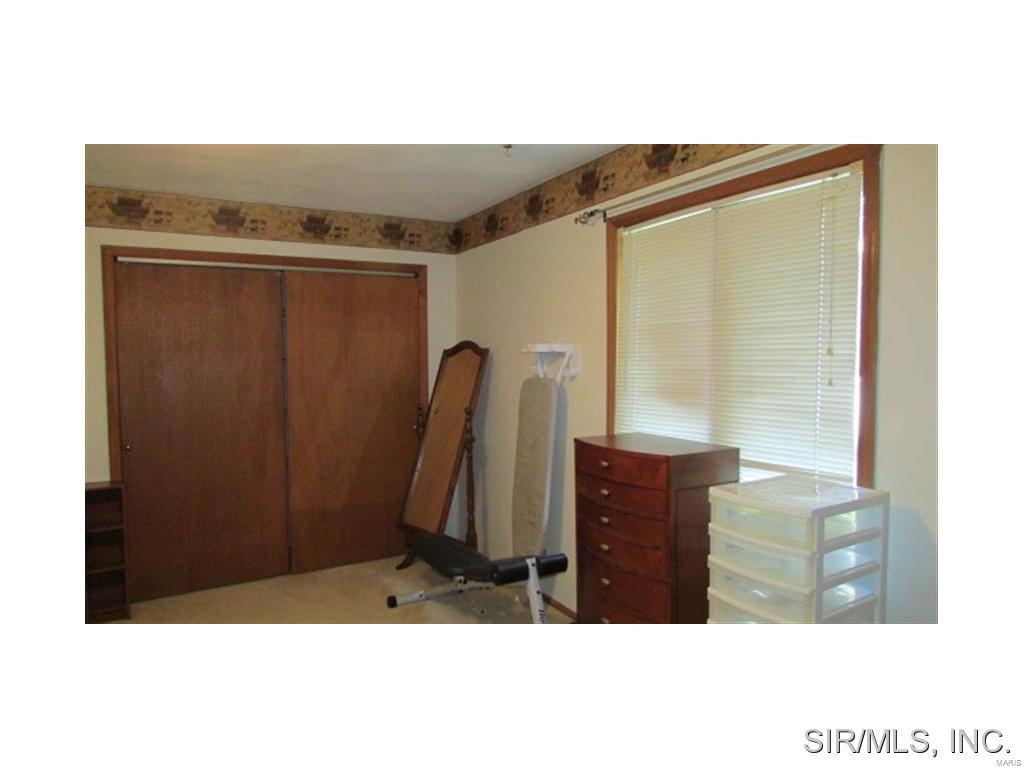 13715 St Rose Road Highland, IL 62249 - Photo 14 of 24