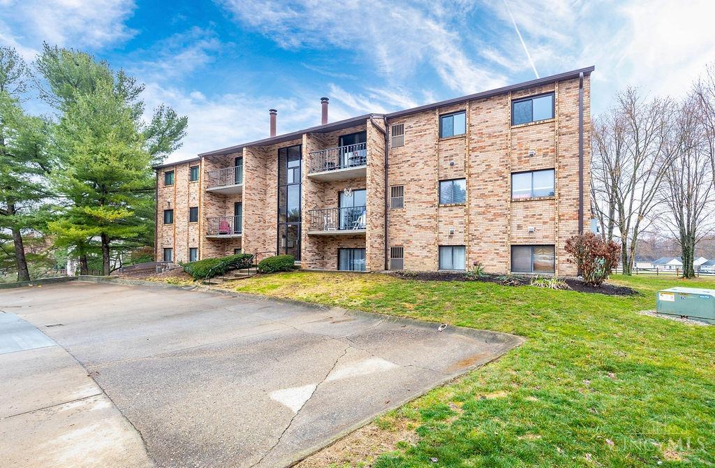 541 Davis Road, Unit 12 Cincinnati, OH 45255 - Photo 20 of 24 Gallery Image 20