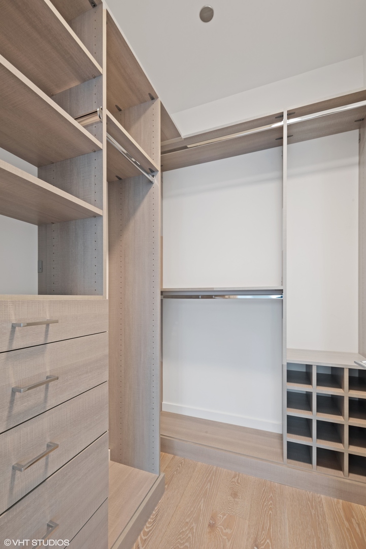 363 East Wacker Drive, Unit 1802 Chicago, IL 60601 - Photo 14 of 15 a view of an empty walk in closet