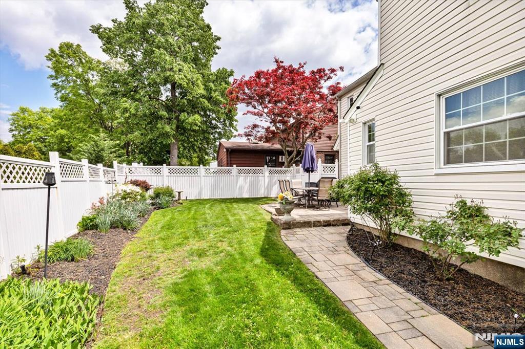 84 Raymond Avenue Rutherford, NJ 07070 - Photo 39 of 42