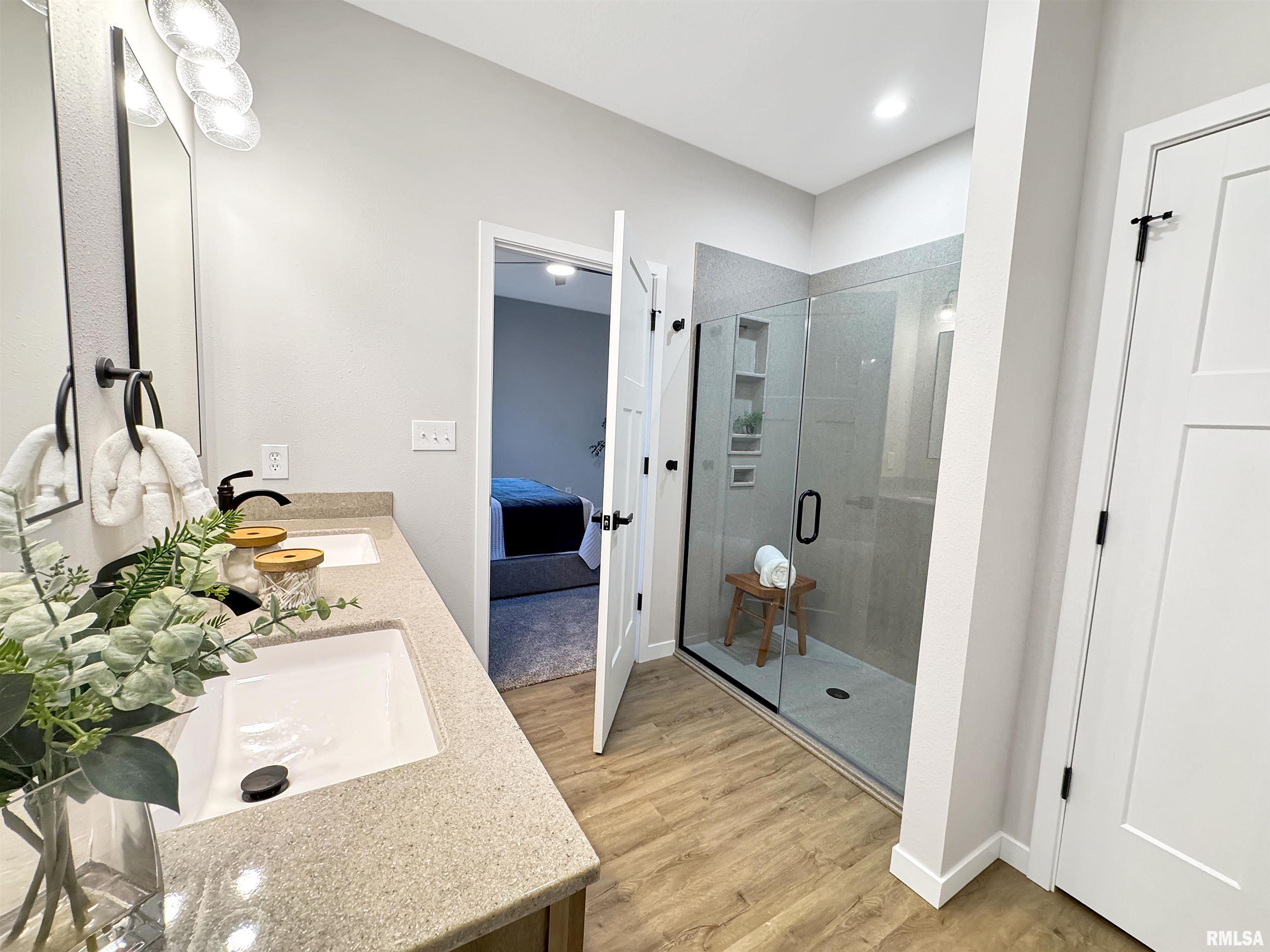 27 Neylon Street Mount Sterling, IL 62353 - Photo 13 of 23