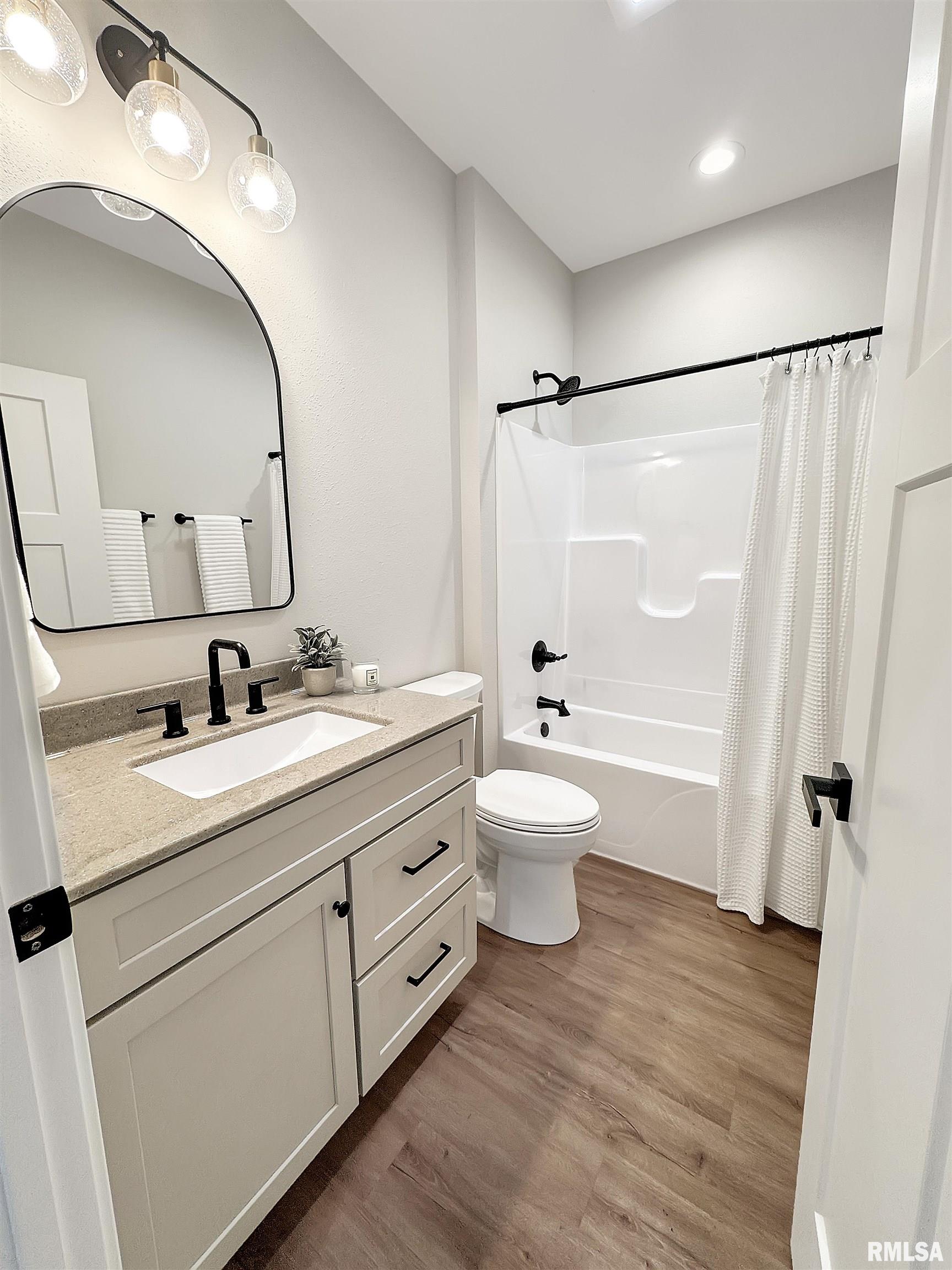 27 Neylon Street Mount Sterling, IL 62353 - Photo 18 of 23