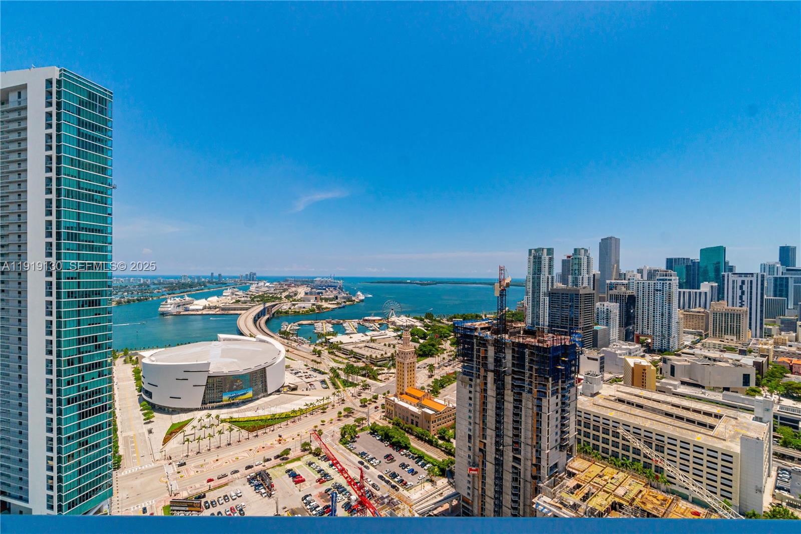 851 Northeast 1st Avenue, Unit 3511 Miami, FL 33132 - Photo 53 of 53 a picture of a city view