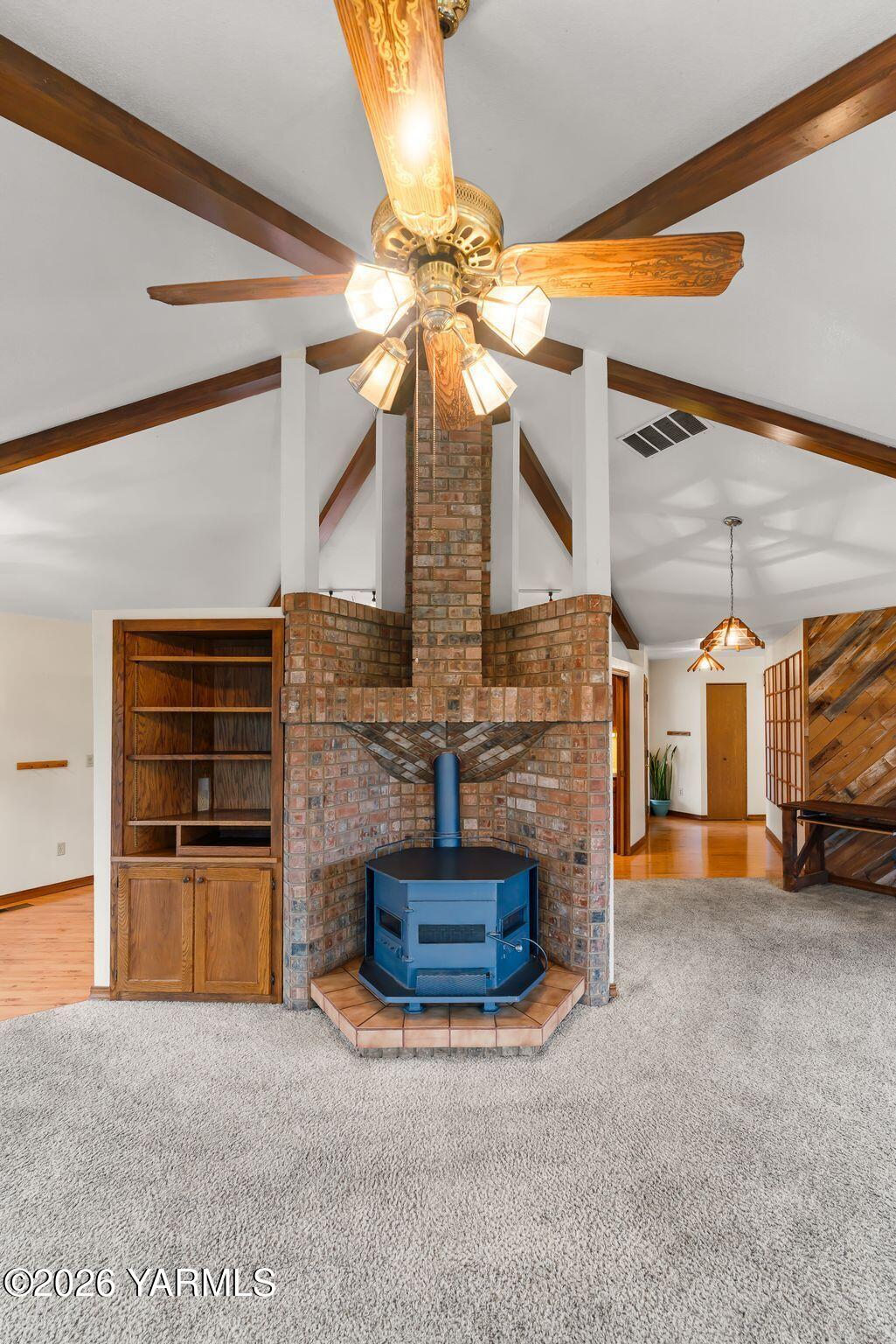 2550 East Selah Road Yakima, WA 98901 - Photo 11 of 52 2550 E Selah Rd-12