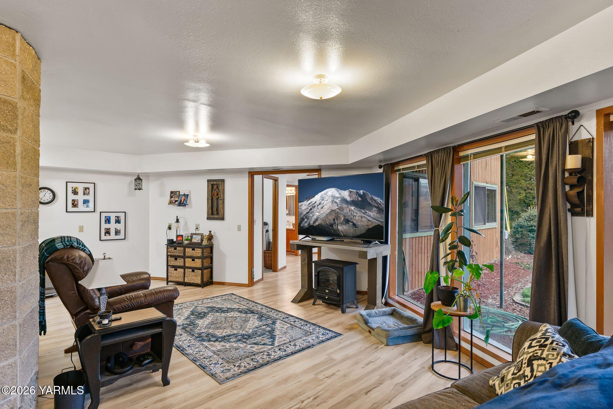 2550 East Selah Road Yakima, WA 98901 - Photo 22 of 52 2550 E Selah Rd-23 copy