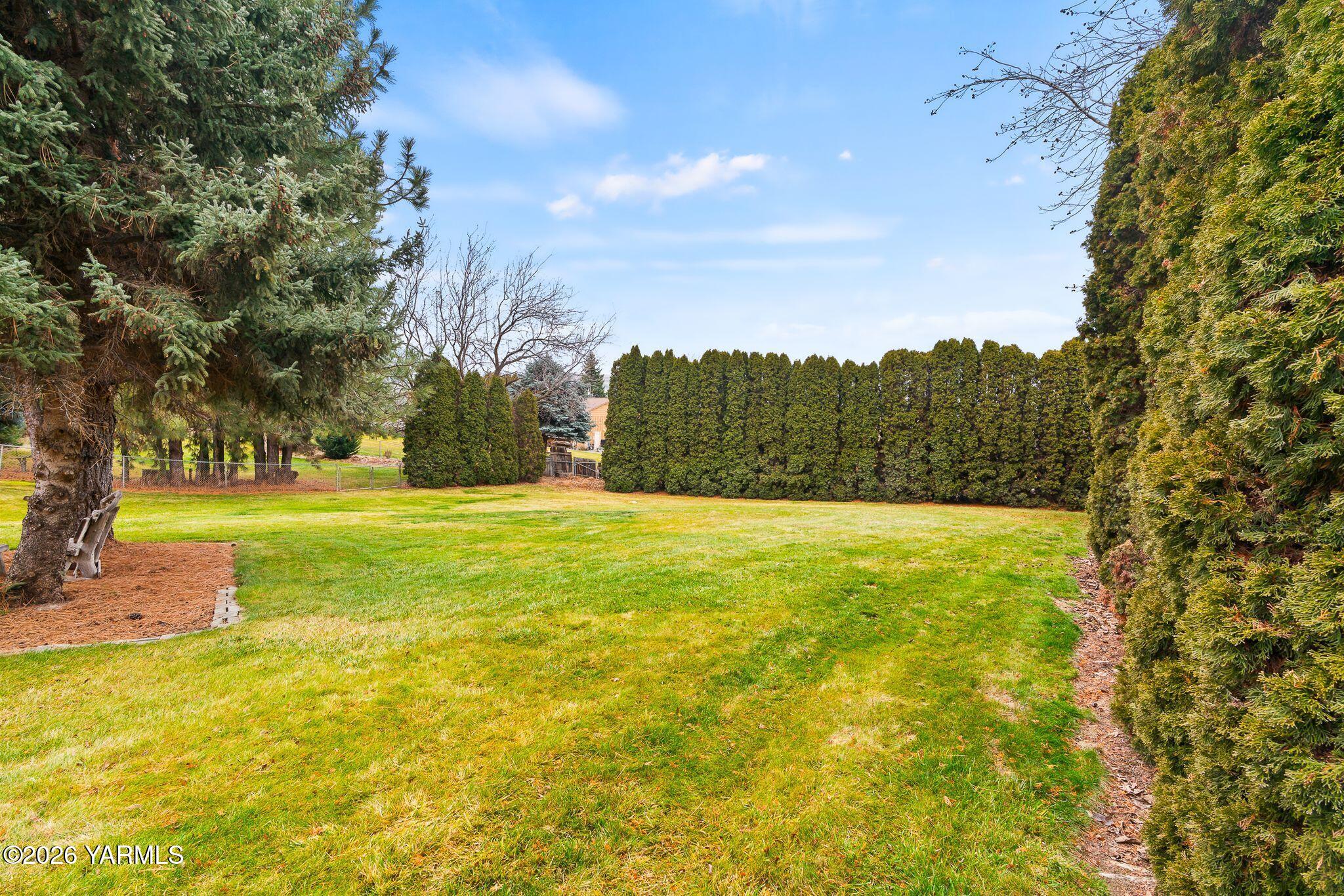 2550 East Selah Road Yakima, WA 98901 - Photo 41 of 52 2550 E Selah Rd-42