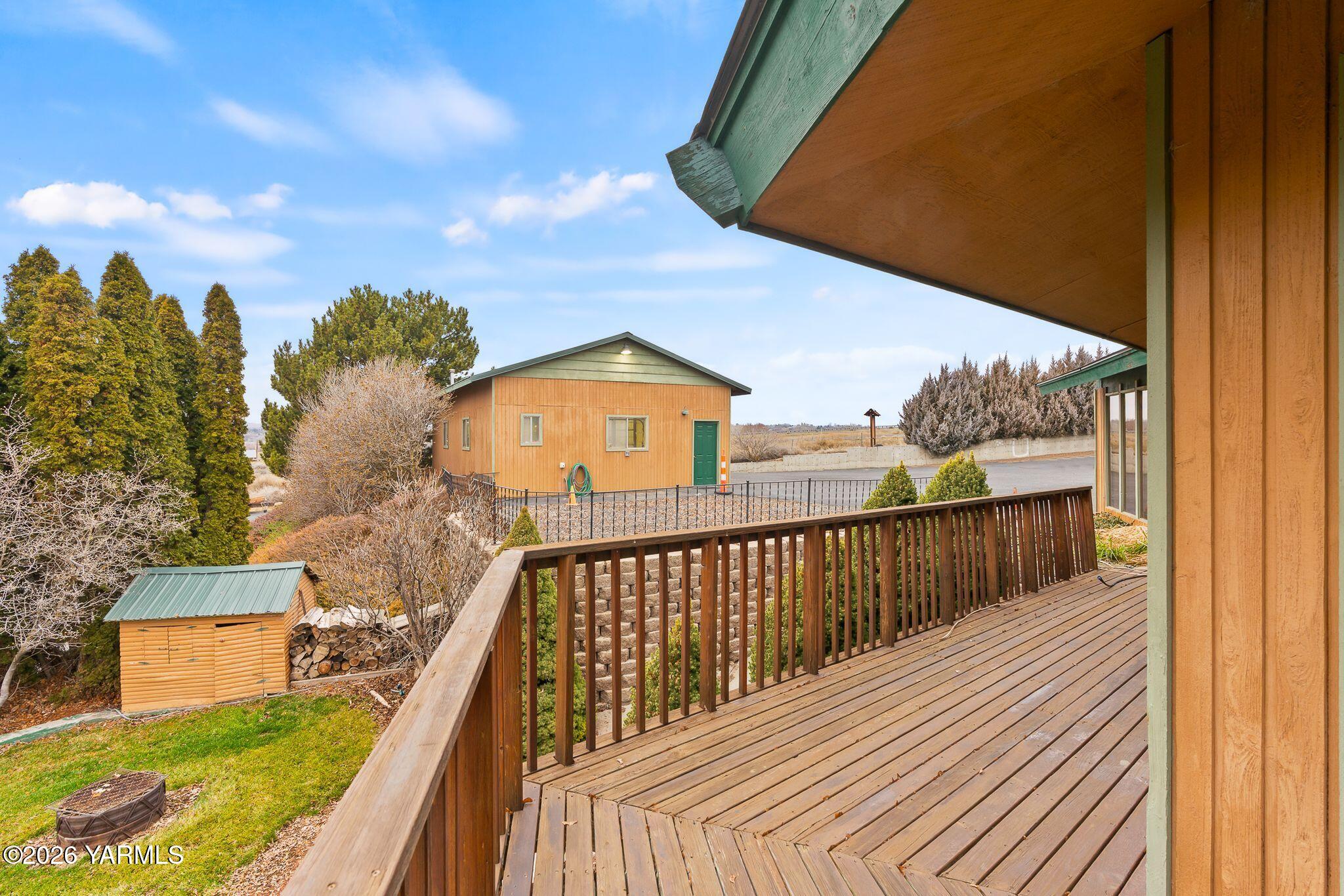 2550 East Selah Road Yakima, WA 98901 - Photo 46 of 52 2550 E Selah Rd-48