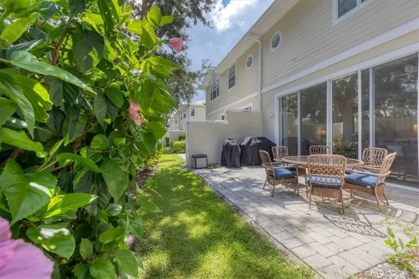 $6,950 | 3409 54th Drive West, Unit 102, Bradenton, FL 34210