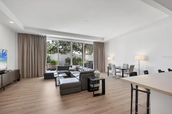 $6,950 | 3409 54th Drive West, Unit 102, Bradenton, FL 34210