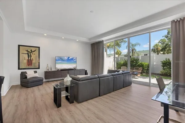 $6,950 | 3409 54th Drive West, Unit 102, Bradenton, FL 34210