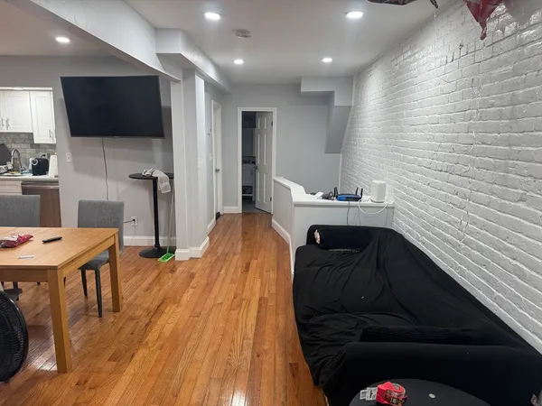 $5,700 | 475 Massachusetts Avenue, Unit 1, Boston, MA 02118