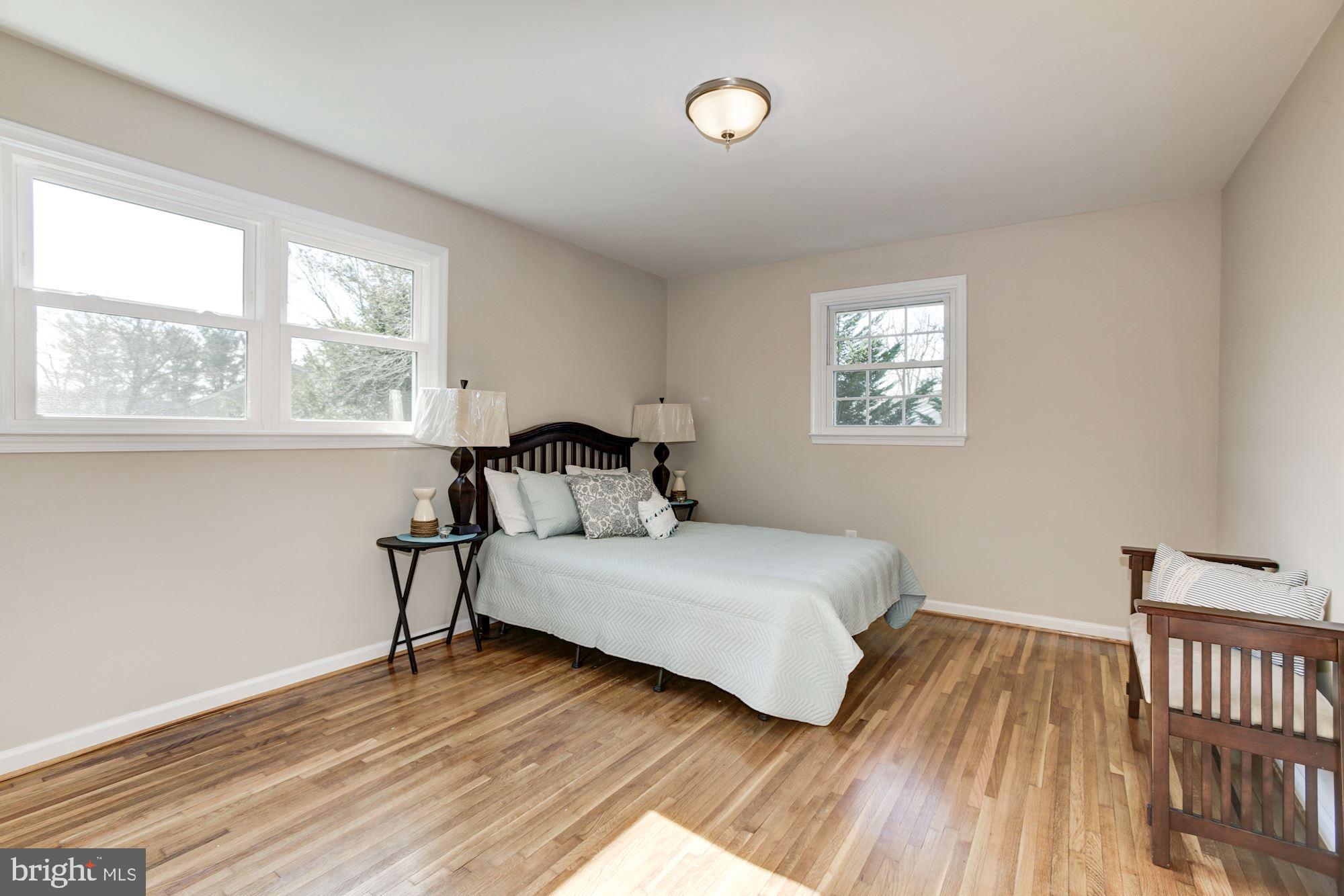 1817 Hopefield Road Silver Spring, MD 20905 - Photo 22 of 74 Spacious Master Bedroom, with walk-in