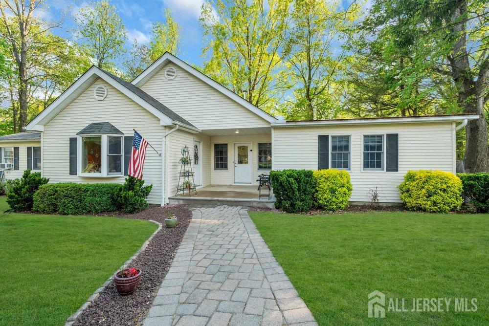 74 Ravine Drive Matawan, NJ 07747 - Photo 11 of 69 Gallery Image 11
