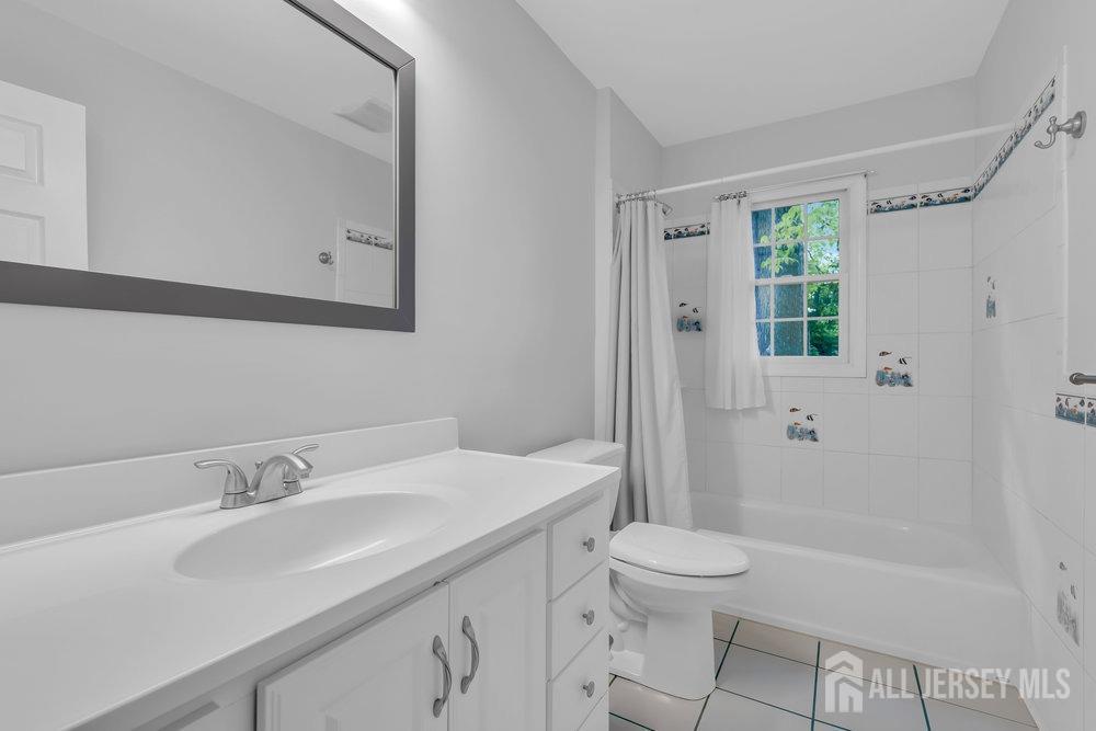 74 Ravine Drive Matawan, NJ 07747 - Photo 28 of 69 Gallery Image 28