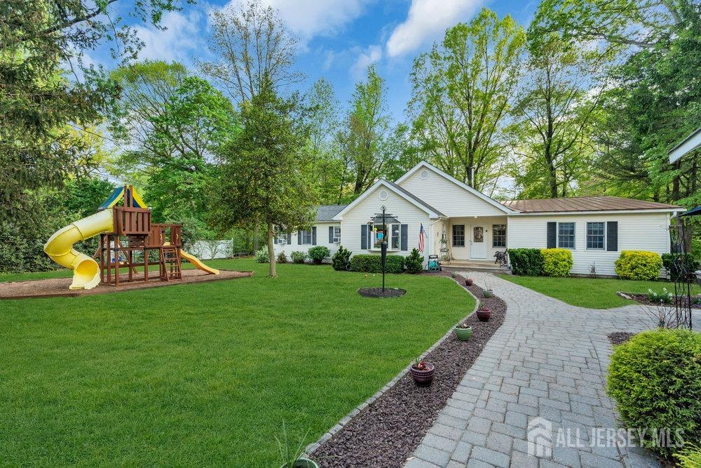 74 Ravine Drive Matawan, NJ 07747 - Photo 6 of 69 Gallery Image 6