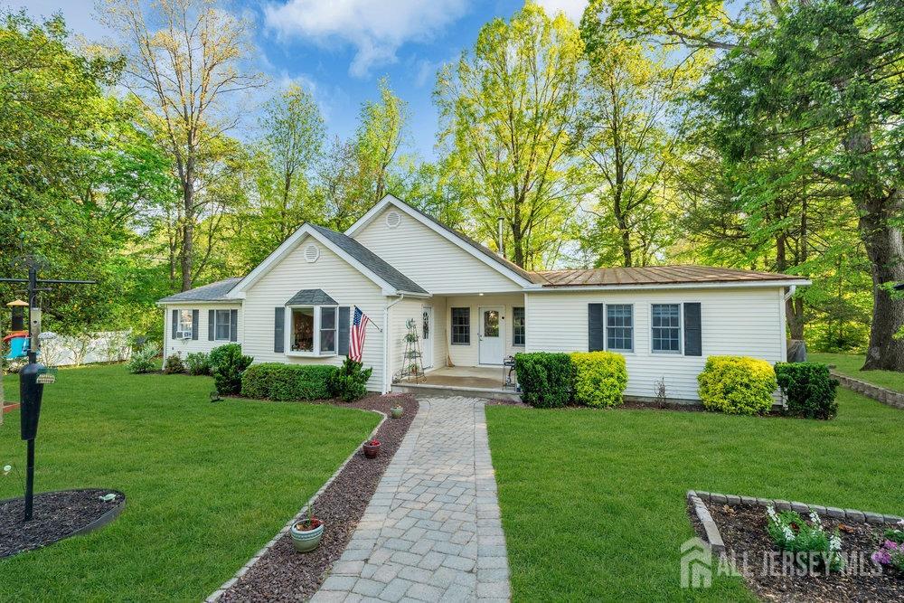 74 Ravine Drive Matawan, NJ 07747 - Photo 8 of 69 Gallery Image 8