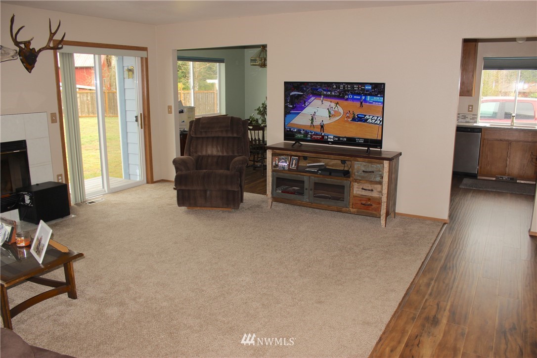 7704 195th Avenue Southwest Rochester, WA 98579 - Photo 15 of 25