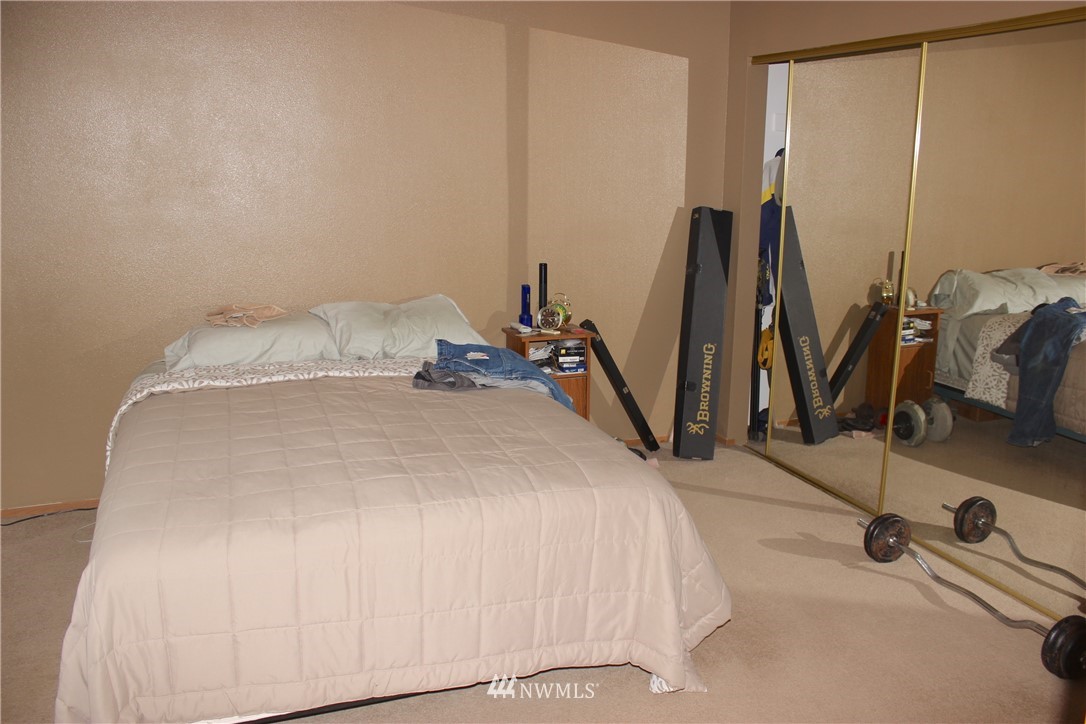 7704 195th Avenue Southwest Rochester, WA 98579 - Photo 18 of 25