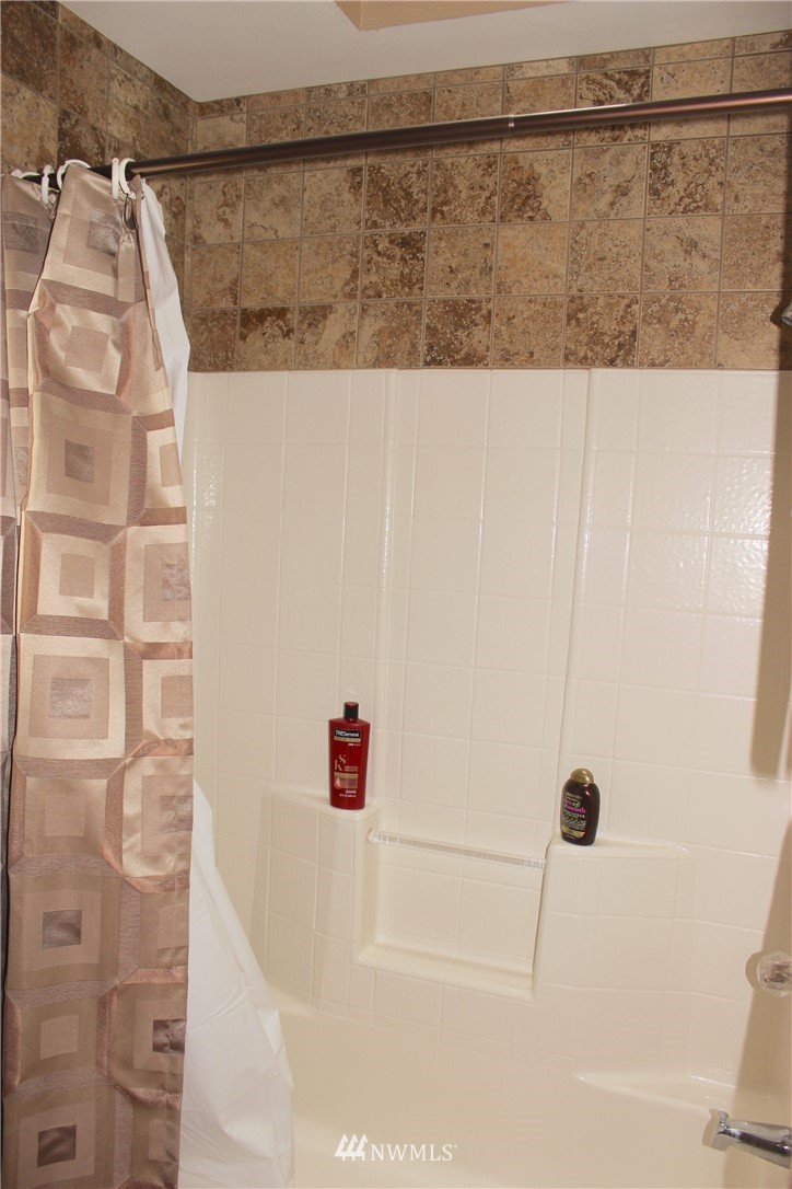 7704 195th Avenue Southwest Rochester, WA 98579 - Photo 20 of 25