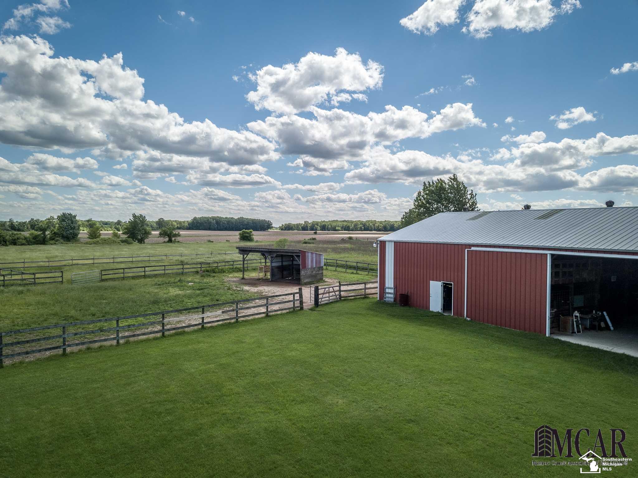 8801 Day Road Monroe, MI 48162 - Photo 23 of 33 21457868-22.JPG