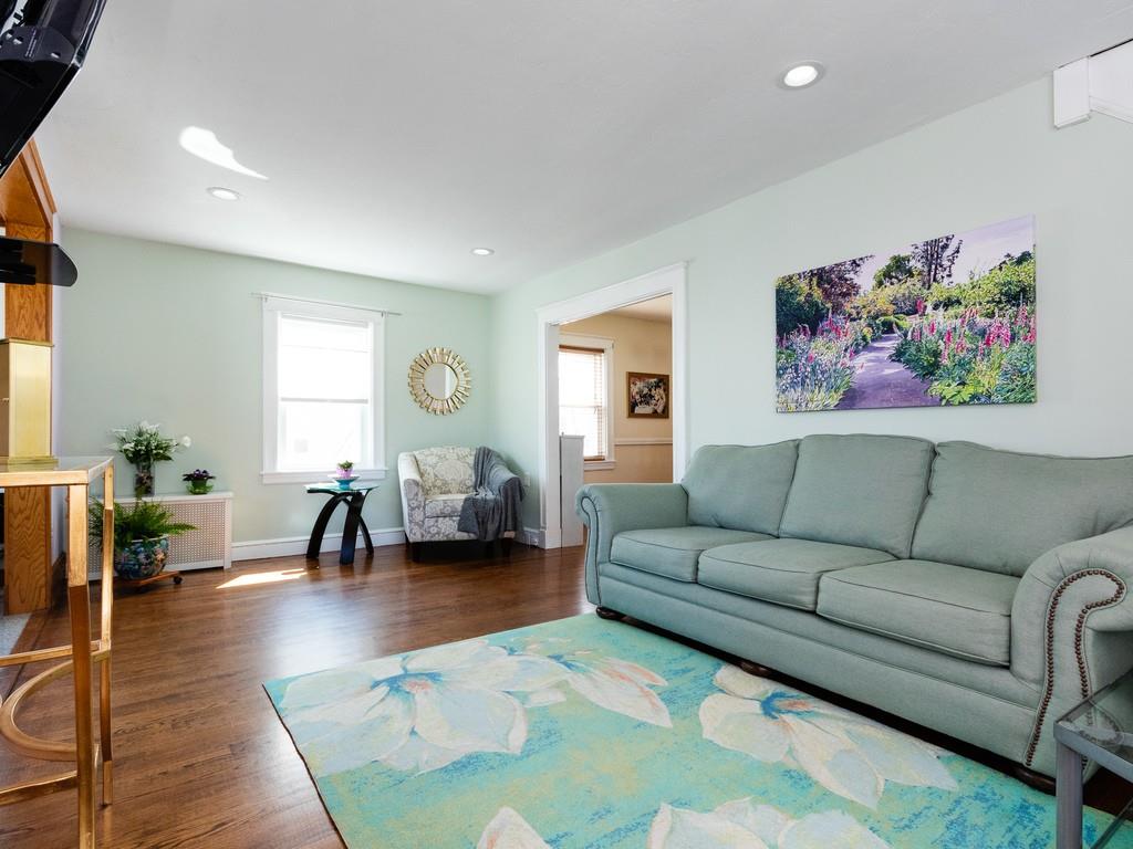 42 Elmlawn Road Braintree, MA 02184 - Photo 12 of 37 Gallery Image 12