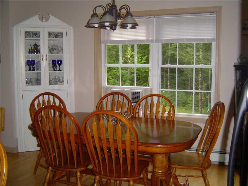 500 Middle Road Steep Falls, ME 04085 - Photo 11 of 26 Dining Room.