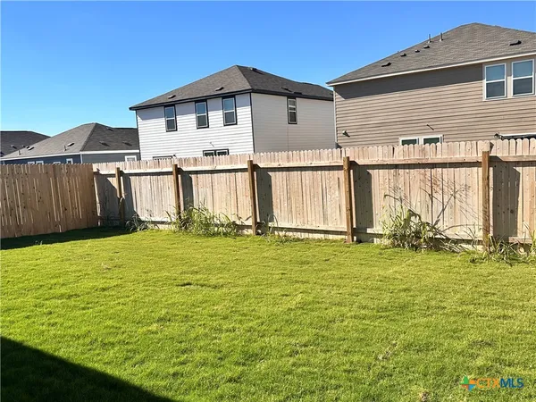 $1,795 | 124 Parrigin Cove, San Marcos, TX 78666