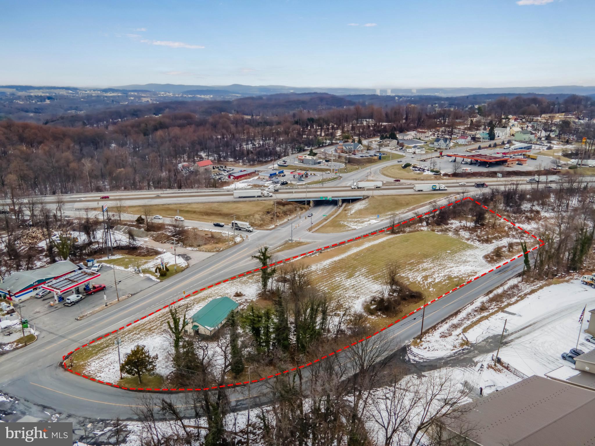 a view of a ocean view and a ocean view