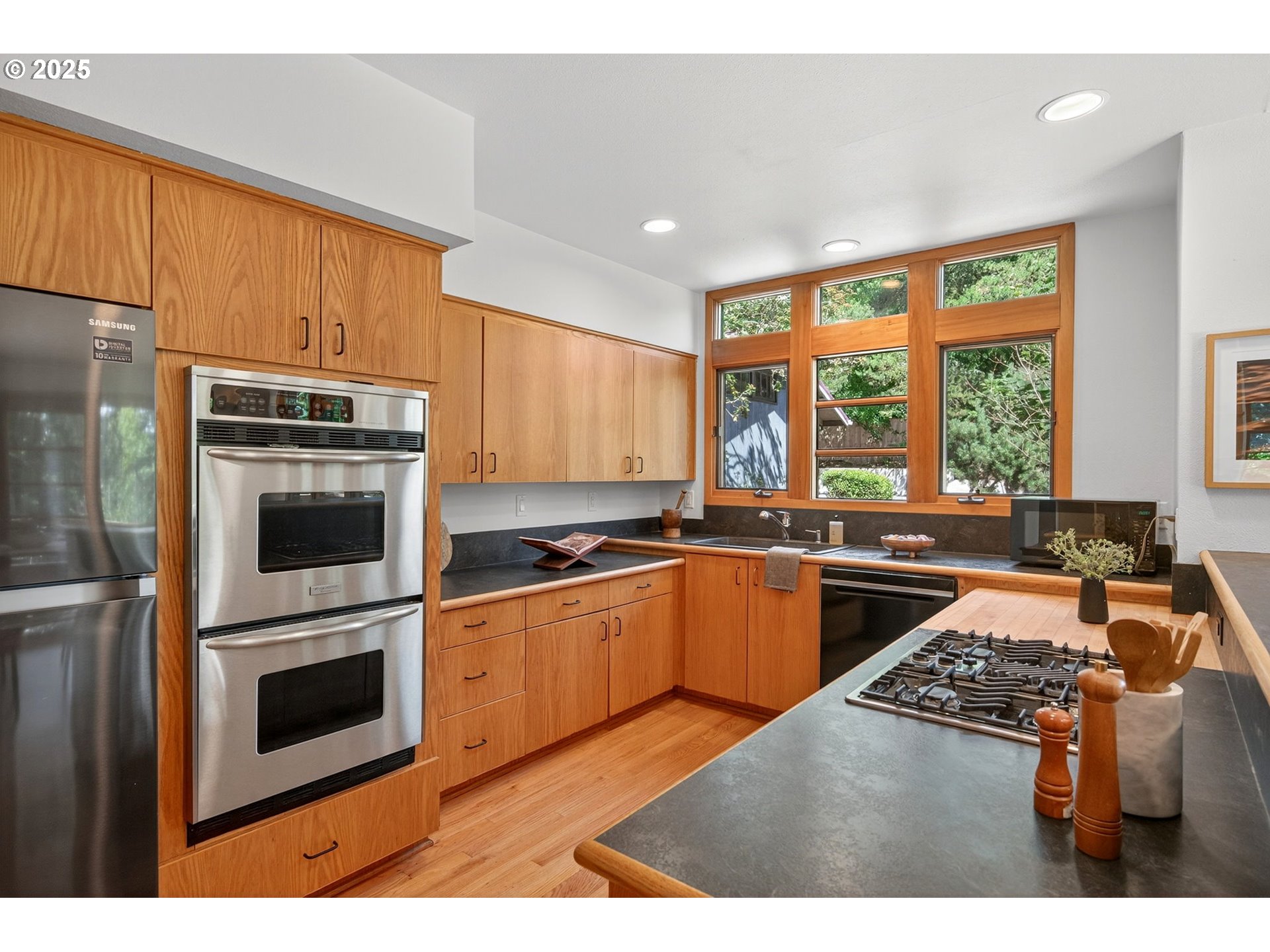13435 Northwest Germantown Road Portland, OR 97231 - Photo 19 of 48 Gallery Image 19