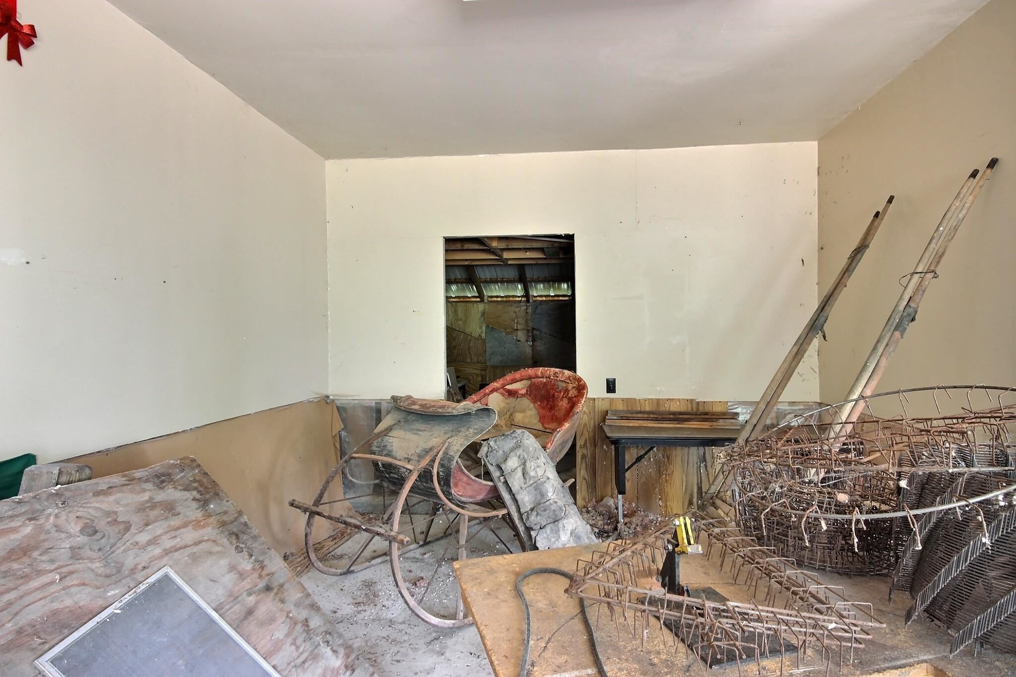 7518 West Maple Grove Road Huntington, IN 46750 - Photo 24 of 25 Gallery Image 24