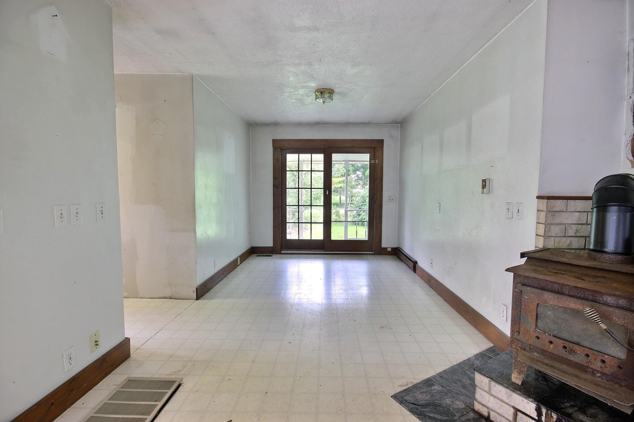 7518 West Maple Grove Road Huntington, IN 46750 - Photo 6 of 25 Gallery Image 6