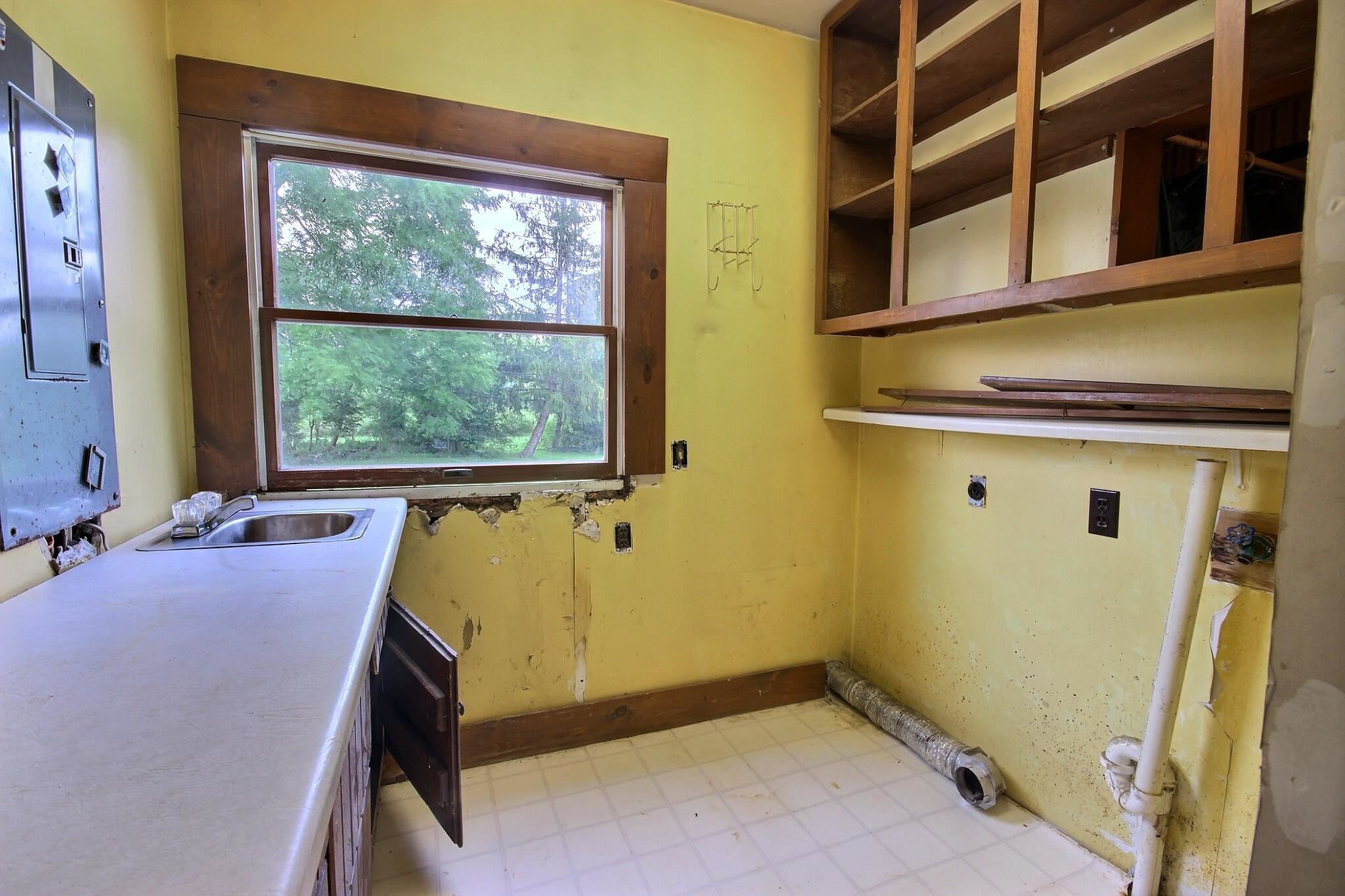7518 West Maple Grove Road Huntington, IN 46750 - Photo 7 of 25 Gallery Image 7