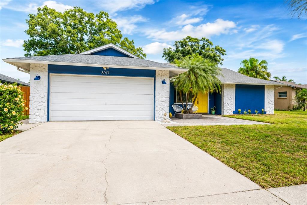 6917 Oldgate Circle New Port Richey, FL 34655 - Photo 2 of 42