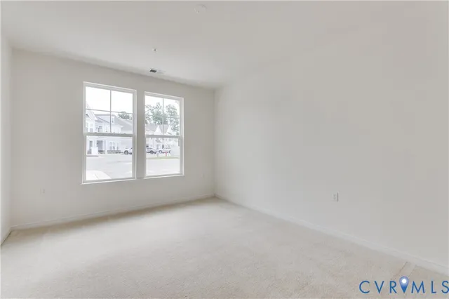 $375,000 | 5304 Twisting Vine Lane, Unit 102, Glen Allen, VA 23059